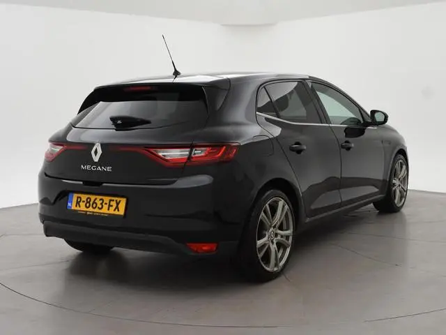 Renault Mégane 1.2 TCe 100 PK + 18 INCH LMV | NAVIGATIE | DAB + | DIGITALE COCKPIT | CLIMATE | CRUIS...