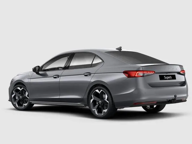 Škoda Superb Sportline Business 1.5 TSI PHEV 200 kW / 272 PK | Trekhaak wegklapbaar | Winter pakket...