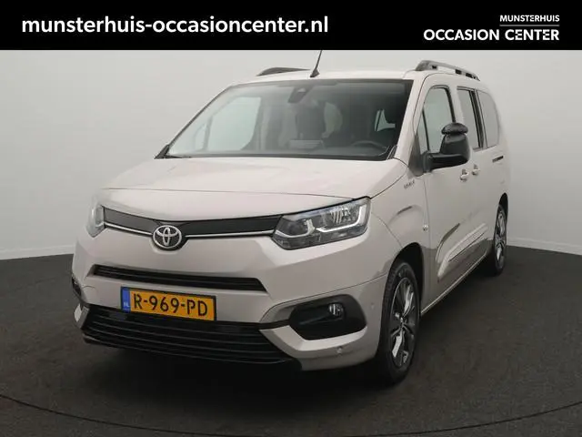 Toyota pro-ace