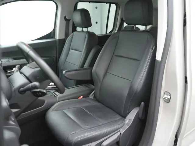 Toyota pro-ace