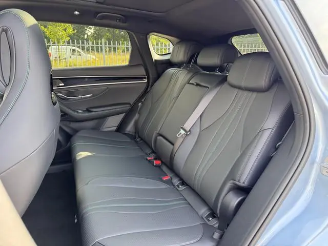 BYD SEAL U