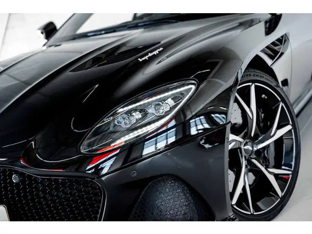 Aston Martin DBS