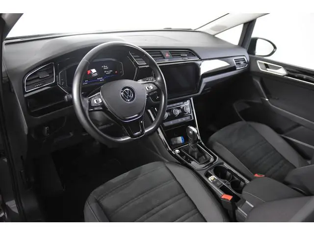 Volkswagen Touran 1.5 TSI Highline DSG *1ste Eigenaar*7-persoons*Stoelverw.*
