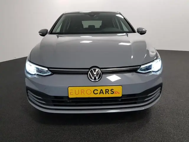 Volkswagen Golf 1.5 150pk eTSI Life DSG Navigatie Climate control Parkeer sensoren Stoelverwarming D...