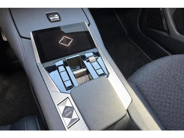 DS DS 4