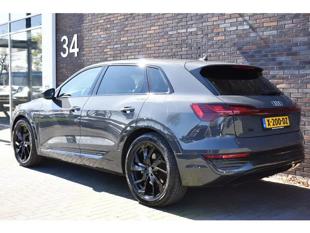 Audi Q8 e-tron 50 quattro Edition 95 kWh