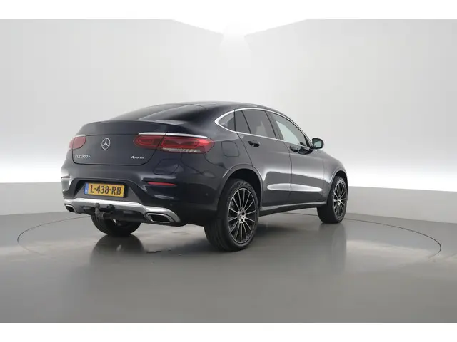 Mercedes-Benz GLC-klasse Coupé 300e 4MATIC Business Solution Luxury | Adapt. Cruise | Apple CarPlay...