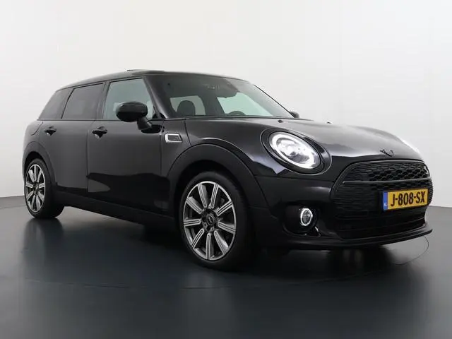 MINI Clubman 1.5 Cooper Richmond Park Edition VAN: 24.900,- VOOR: 22.440,- UW WKVOORDEEL: 2.460,- |...