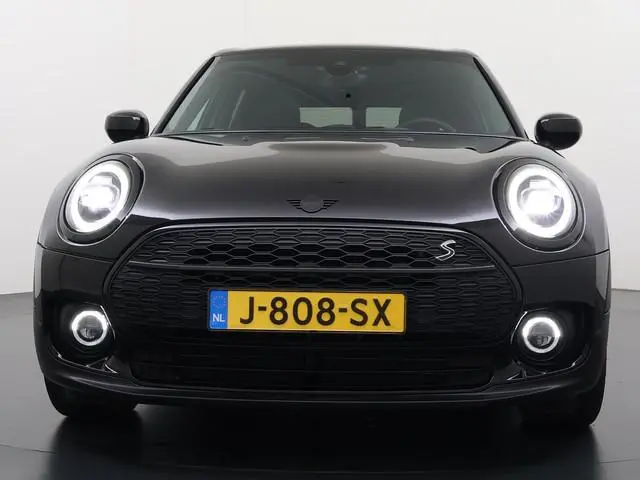 MINI Clubman 1.5 Cooper Richmond Park Edition VAN: 24.900,- VOOR: 22.440,- UW WKVOORDEEL: 2.460,- |...
