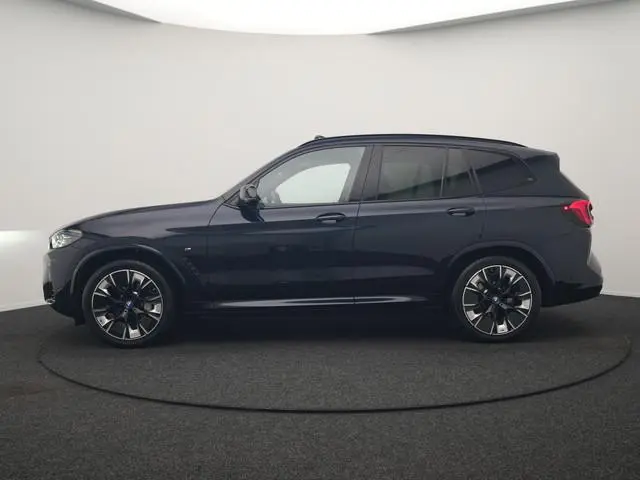 BMW iX3 M Sport 80 kWh 286pk Dealer O.H. | Trekhaak Af Fabriek | Panodak | Head Up | 360 Camera | Ha...