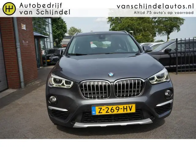 BMW X1 SDRIVE 18I HIGH EXECUTIVE - X-LINE KEURIGE NETTE STAAT!! CAMERA FULL LED 1/2 LEDER STOELVERWA...