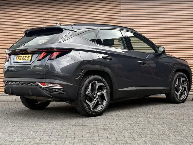 Hyundai Tucson 1.6 T-GDI PHEV Comfort 4WD Camera / Navigatie