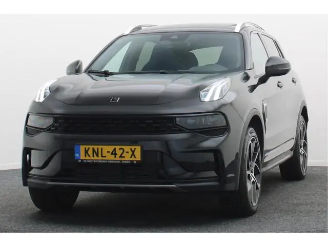 Lynk & Co 01