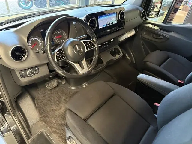 Mercedes-Benz Sprinter 319 3.0 CDI V6 L4H3 DC EURO VI-D Adapt. Cruise, Navi, 360 Camera