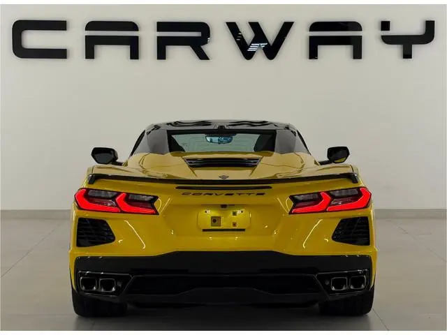 Corvette C8