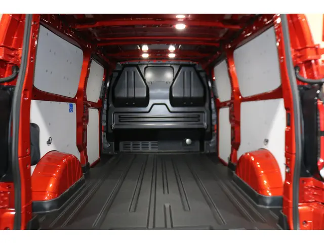 Ford E-Transit Custom 340 L2 H1 Limited 65 kWh 218pk 2x schuifdeur Led 360 Camera B&O