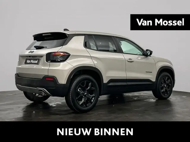 Jeep Avenger 1.2 e-Hybrid Black Edition | VOORRAADVOORDEEL | Camera | Sensoren V+A | Elektrische Kof...