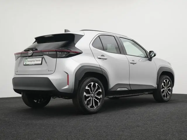 Toyota Yaris Cross 1.5 Hybrid 130 Executive | Camera | Private lease 599 p.m.