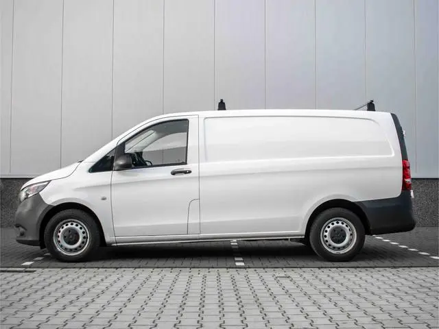 Mercedes-Benz Vito 114 CDI Lang | Trekhaak 2500kg | Carplay / android | ACC | Achteruitrijcamera | B...