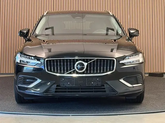 Volvo V60 2.0 T6 Recharge 350PK Aut. AWD Inscription | Trekhaak | Elektr. v.stoelen | LED | Camera |...