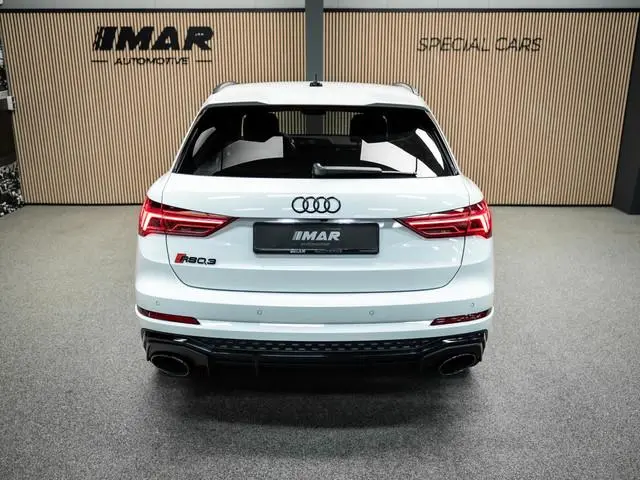 Audi RSQ3