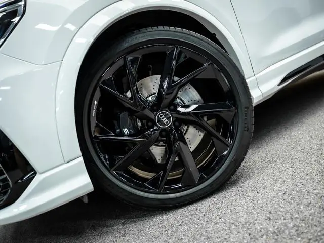 Audi RSQ3 TFSI | Carbon | Elek. stoelen | Camera | stoel verwarming |