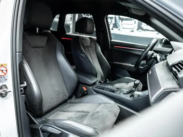 Audi RSQ3