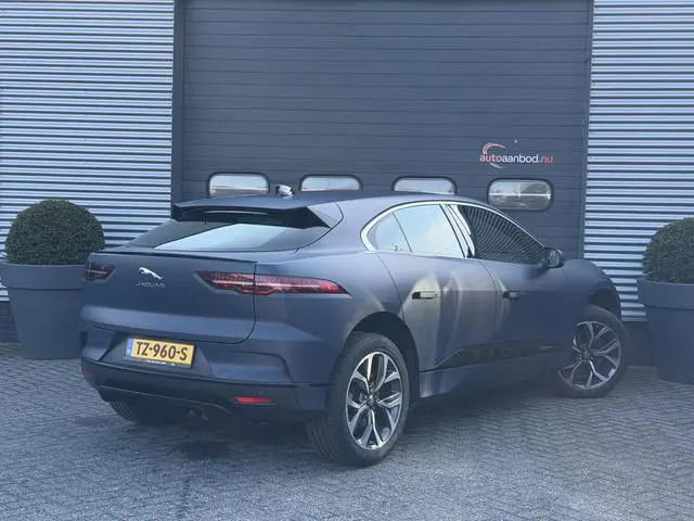 Jaguar I-PACE