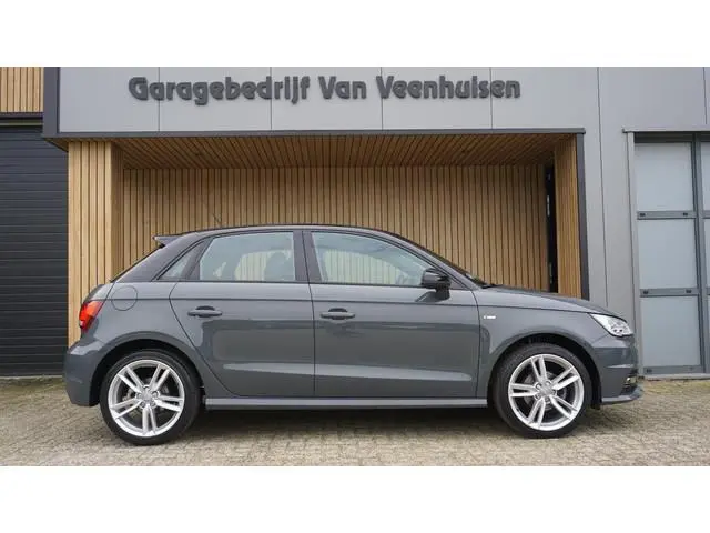 Audi A1 Sportback 1.0 TFSI 95pk 5Drs 2x S-Line *Black Optik* Bose LED 17inch LM Stoelverwarming *Nan...