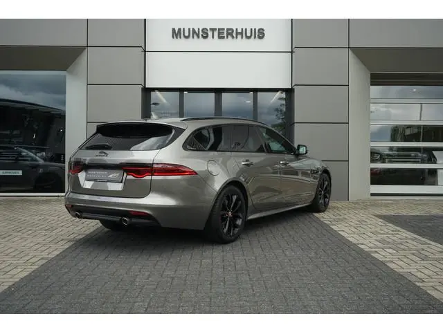 Jaguar XF Sportbrake 2.0t R-Sport | Panoramadak | Voorstoelen verwarmd |