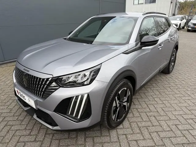 Peugeot 2008 100pk Allure Pack (360gr Camera - Keyless Entry - Adaptieve Cruise Controle - LED - Par...