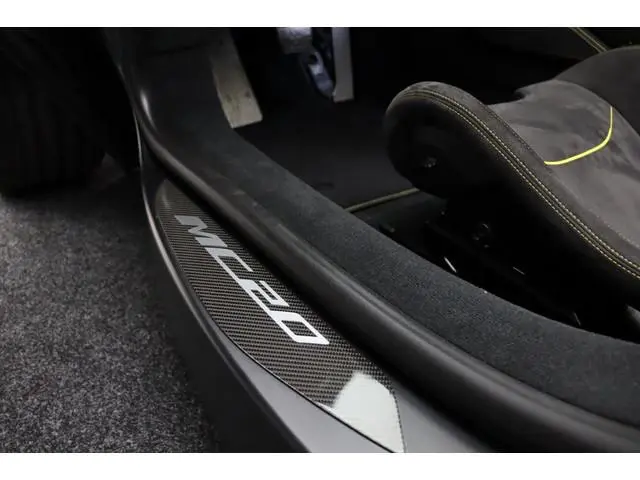 Maserati MC20