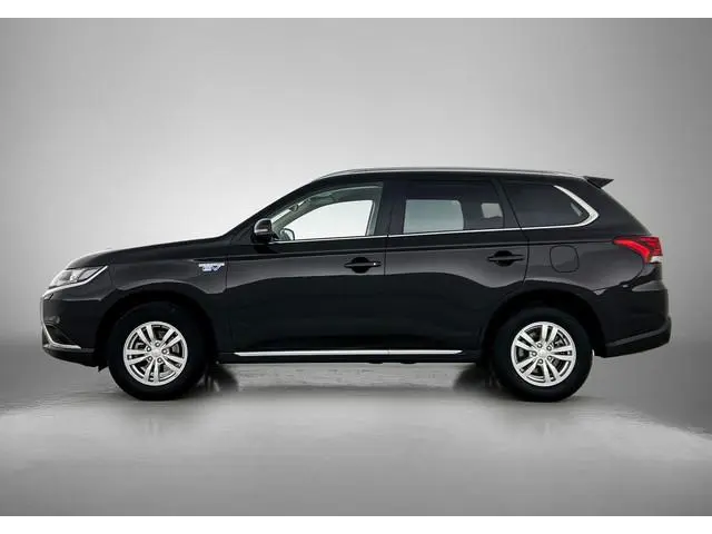 Mitsubishi Outlander 2.4 PHEV Pure | Eerste eigenaar | Apple Carplay/Android Auto | Cruise | kunstle...