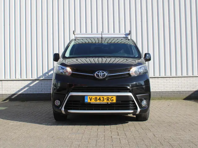 Toyota pro-ace