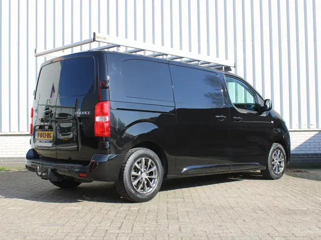 Toyota pro-ace