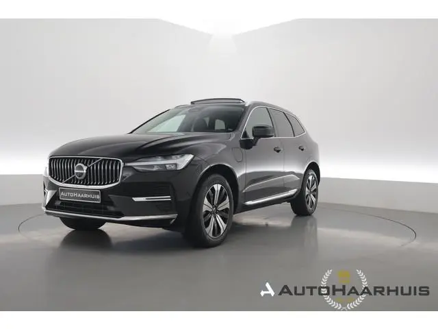 Volvo XC60 2.0 T6 Plug-in hybrid AWD Plus Bright | Pano | Pilot Assist | Leder | Memory | Stoel- stu...