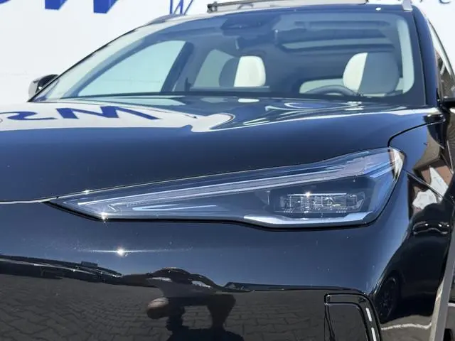 Geely E5