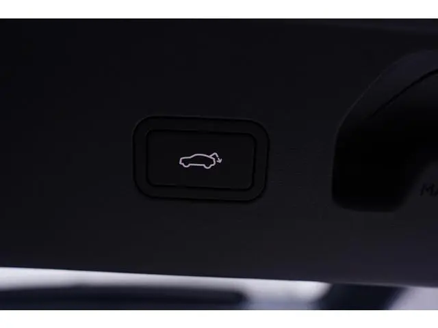 Lynk & Co 02