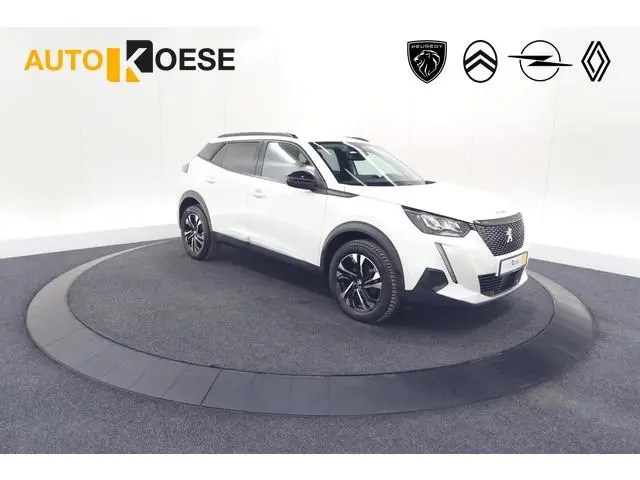 Peugeot 2008 PureTech 100 Allure Pack | Allseason Banden | Parkeersensoren | Apple Carplay