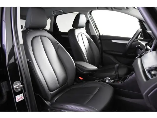 BMW 2-serie Active Tourer 216i *1ste Eigenaar*Leer*Trekhaak*Navigatie*