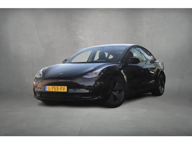 Tesla Model 3 Standard RWD Plus 60 kWh | Trekhaak | Full Self-Driving | SOH 86,3%