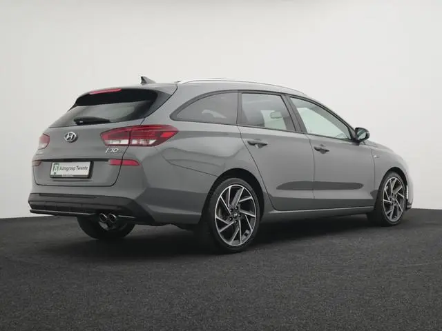 Hyundai i30 Wagon 1.5 T-GDi MHEV NLine | All Seasons | Panoramadak | Stoelverwarming | Camera |