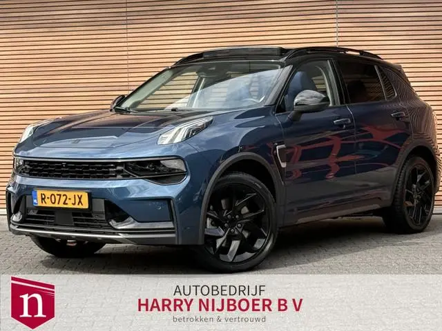 Lynk & Co 01