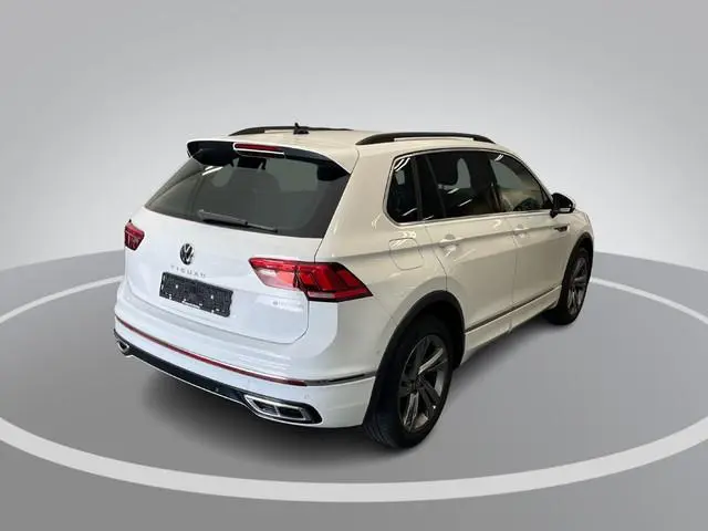 Volkswagen Tiguan 1.4 TSI 245pk DSG eHybrid R-Line Business · Camera · Apple/Android Car Play · Navi...