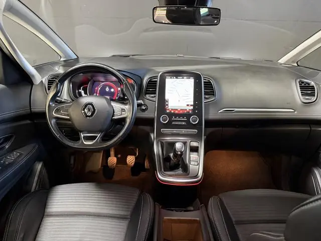Renault Grand Scénic 1.3 TCe Intens 7p. | Apple Carplay | Trekhaak | Camera