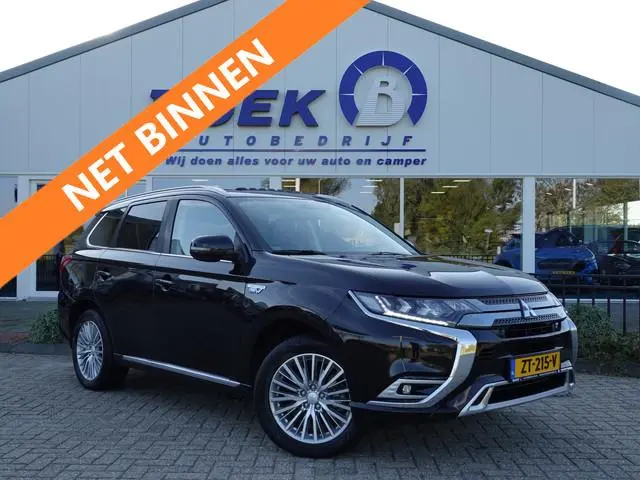 Mitsubishi Outlander 2.4 PHEV Intense+ H-LEER | SCHUIFDAK | TREKH. | STOEL + STUURVERW.