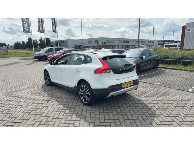 Volvo V40 Cross Country 1.5 T3 Nordic+
