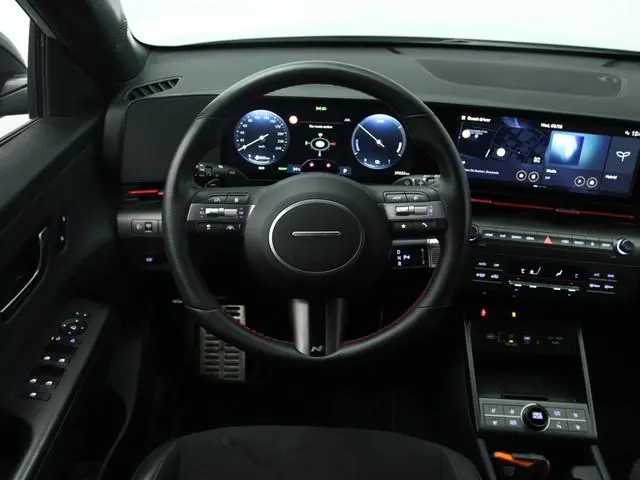 Hyundai Kona 1.6 GDI HEV N Line | 360 | Stoelventilatie | Carplay | Navigatie |