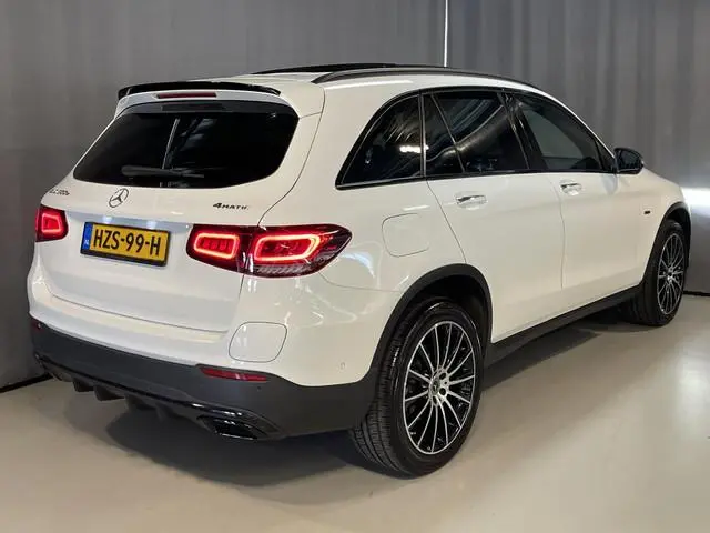 Mercedes-Benz GLC-klasse 300e 4MATIC AMG Line 20"/Panoramadak/360 camera/Dodehoek/Memory stoel l+r/S...