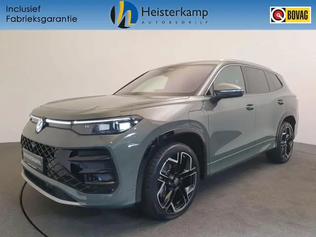 Volkswagen Tayron 1.5 eHybrid 272pk DSG/AUT R-Line Edition Wegklapbare trekhaak, Harman Kardon, Matr...